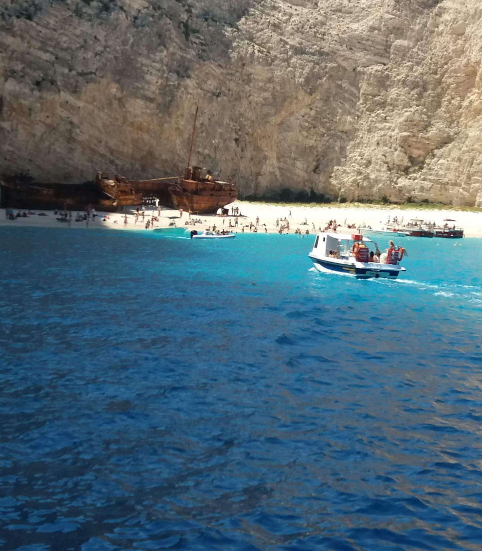 shipwreck blue caves zakynthos cruise