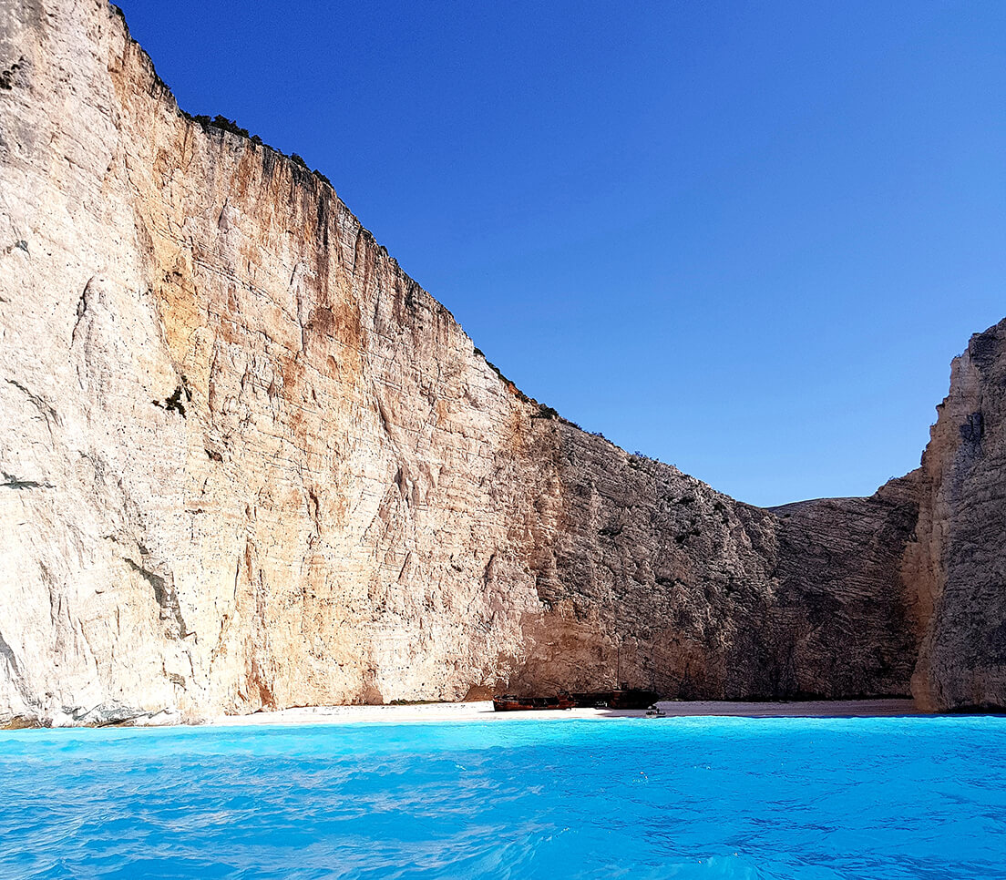 shipwreck blue caves zakynthos cruise